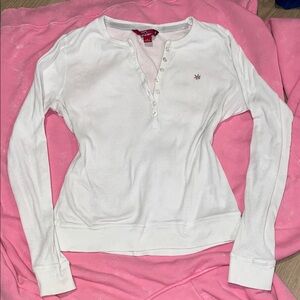 “Abercrombie” - type of cutie tee